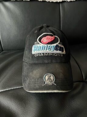 2002 Detroit Red Wings NHL Stanley Cup Champions Hat, New Era